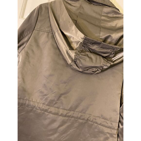 Tahari Quilted Ruffle Zip Coat, Hooded Jacket, Sz Medium - Picture 4 of 14